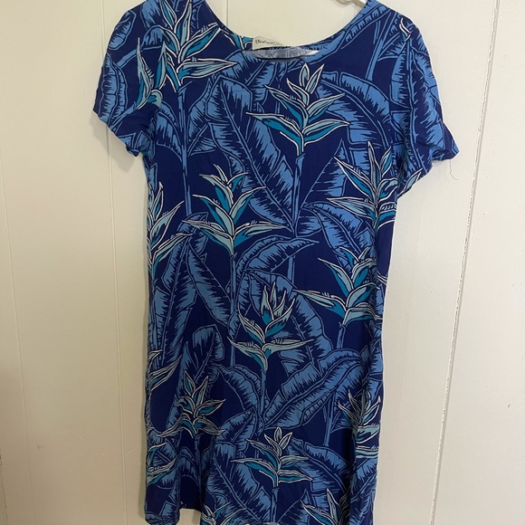 Bishop St. Women’s Hawaiian Floral Dress - Picture 1 of 4